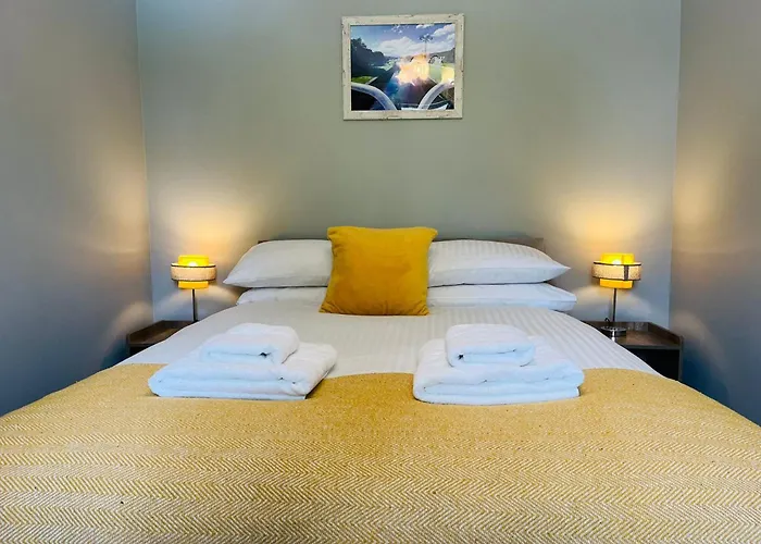 Marina Apartments 3